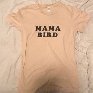 The bee and the fox mama bird tee